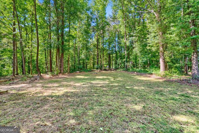 1209 N Hampton Drive, Hampton, GA 30228