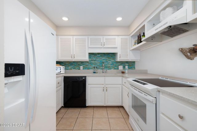 2222 Ocean Shore Blvd Apt 403B, Ormond Beach, FL 32176