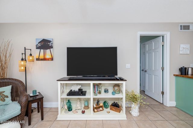 2222 Ocean Shore Blvd Apt 403B, Ormond Beach, FL 32176