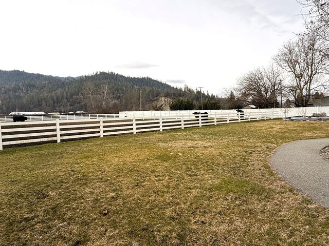 11889 Williams Highway, Grants Pass, OR 97527