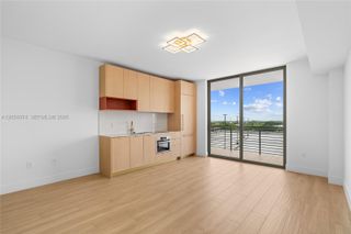 90 NE 32nd St 722, Miami, FL 33137