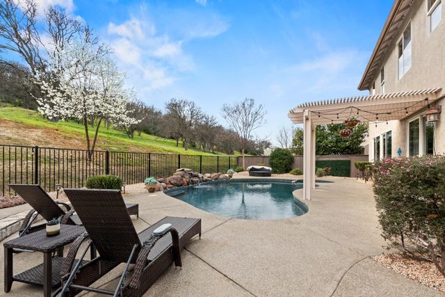 3882 Meadow Wood Drive, El Dorado Hills, CA 95762