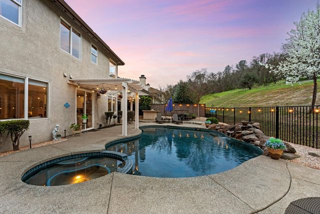 3882 Meadow Wood Drive, El Dorado Hills, CA 95762