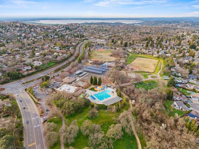 3882 Meadow Wood Drive, El Dorado Hills, CA 95762