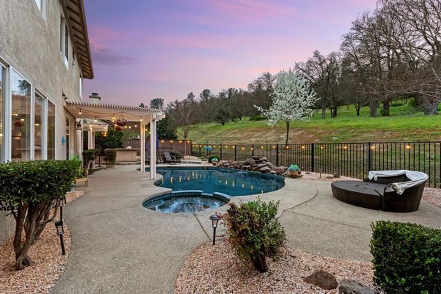 3882 Meadow Wood Drive, El Dorado Hills, CA 95762
