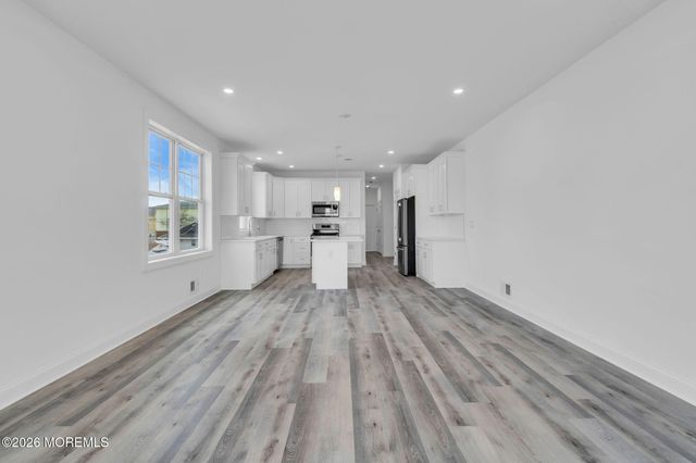 29 Hamilton Avenue, Seaside Heights, NJ 08751