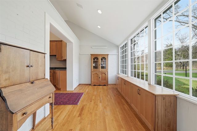 1001 Fox Chapel Road, Fox Chapel, PA 15238