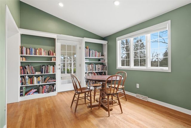 1001 Fox Chapel Road, Fox Chapel, PA 15238