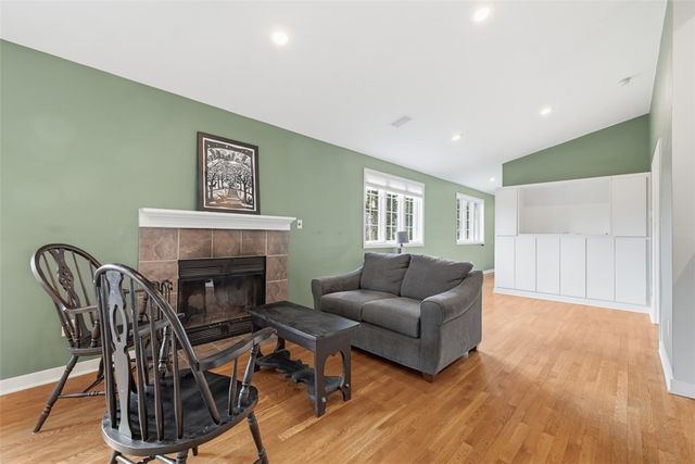 1001 Fox Chapel Road, Fox Chapel, PA 15238