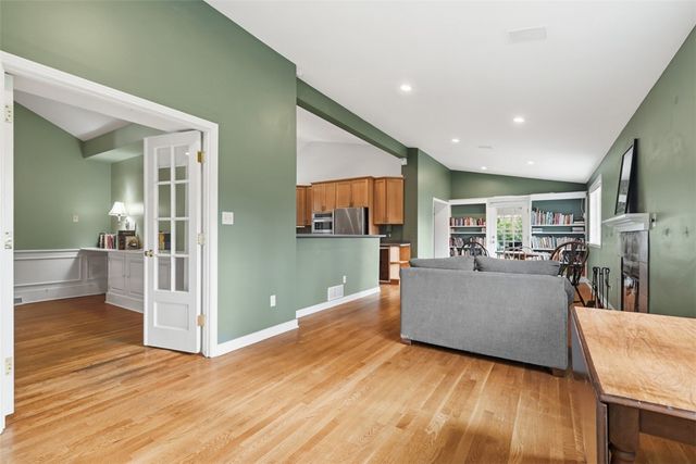 1001 Fox Chapel Road, Fox Chapel, PA 15238