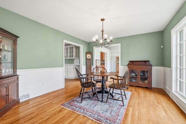 1001 Fox Chapel Road, Fox Chapel, PA 15238