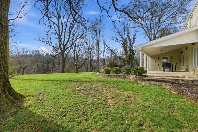 1001 Fox Chapel Road, Fox Chapel, PA 15238