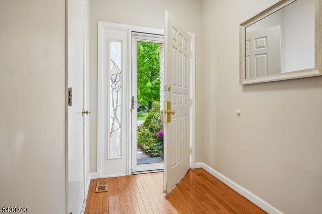 137 Kingston Ct, Madison Boro, NJ 07940