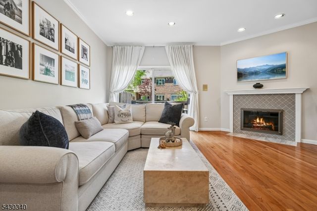 137 Kingston Ct, Madison Boro, NJ 07940