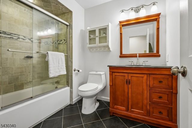137 Kingston Ct, Madison Boro, NJ 07940