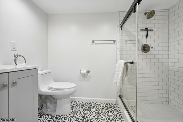 137 Kingston Ct, Madison Boro, NJ 07940