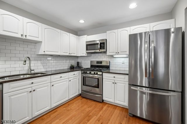 137 Kingston Ct, Madison Boro, NJ 07940