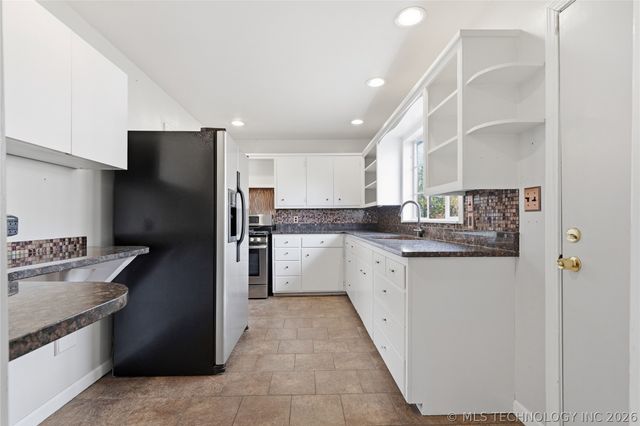 1746 S Yorktown Avenue, Tulsa, OK 74104