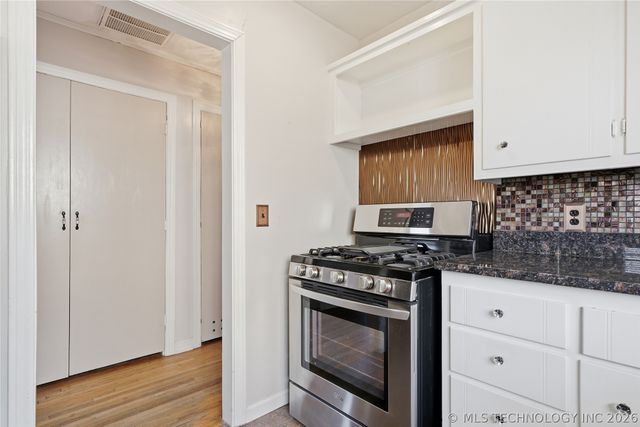 1746 S Yorktown Avenue, Tulsa, OK 74104