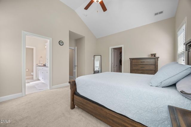 208 Log Pond Court, Apex, NC 27502