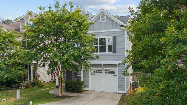 208 Log Pond Court, Apex, NC 27502