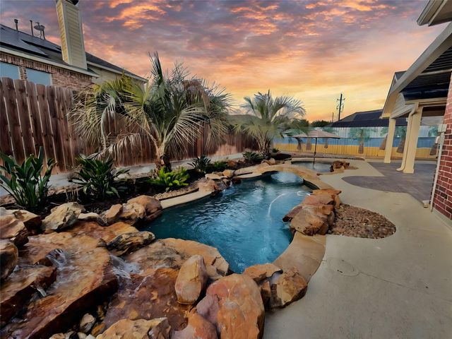 28006 S Rusty Hawthorne Drive, Katy, TX 77494