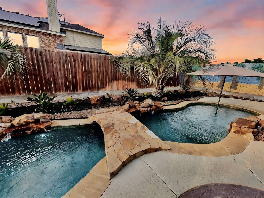 28006 S Rusty Hawthorne Drive, Katy, TX 77494