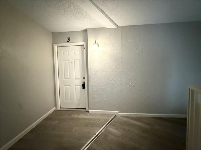 7515 Bayway Drive 3, Baytown, TX 77520