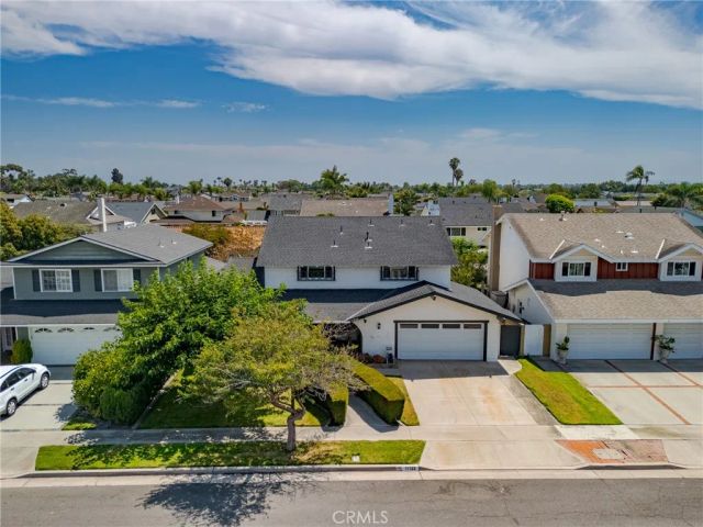 17122 Pleasant Circle, Huntington Beach, CA 92649