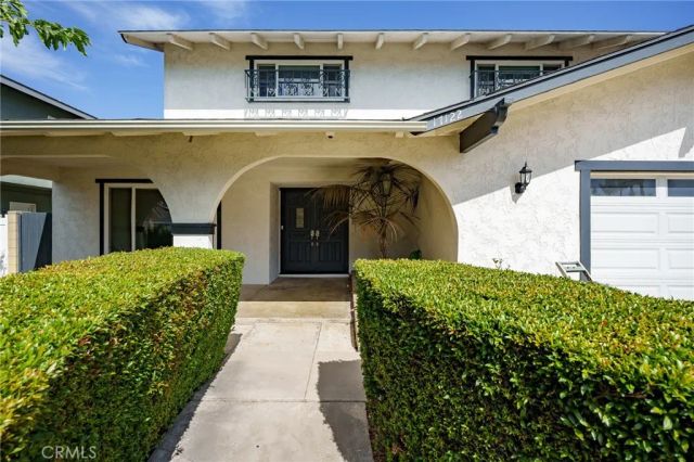 17122 Pleasant Circle, Huntington Beach, CA 92649