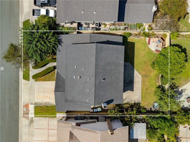 17122 Pleasant Circle, Huntington Beach, CA 92649