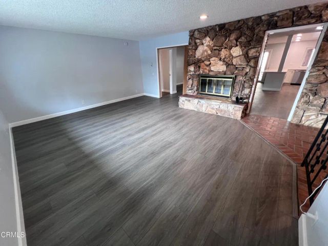 10945 Kings Road, Ventura, CA 93004