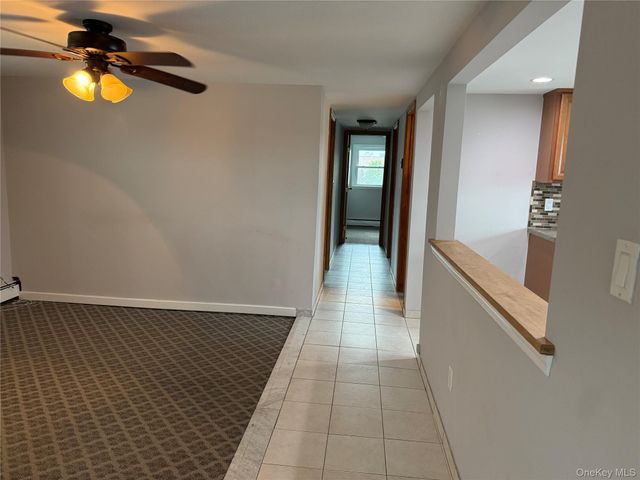 360 West Drive, Copiague, NY 11726