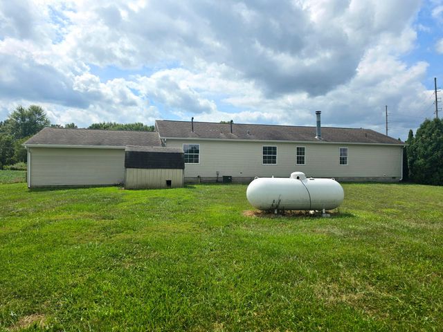 3859 County Road 15, Marengo, OH 43334