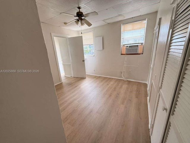 1919 SW 2nd St B, Miami, FL 33135