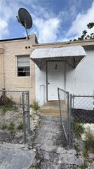 1919 SW 2nd St B, Miami, FL 33135