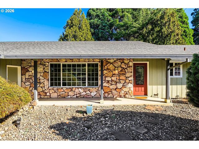 890 Ne 6TH Dr, Hillsboro, OR 97124