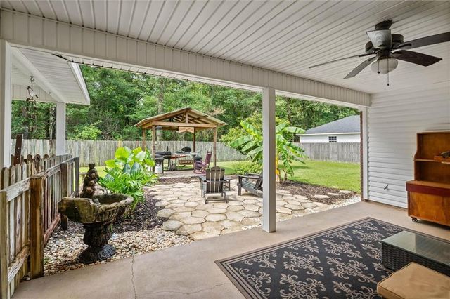 466 Wesley V Street, Satsuma, AL 36572