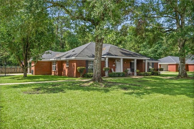 466 Wesley V Street, Satsuma, AL 36572