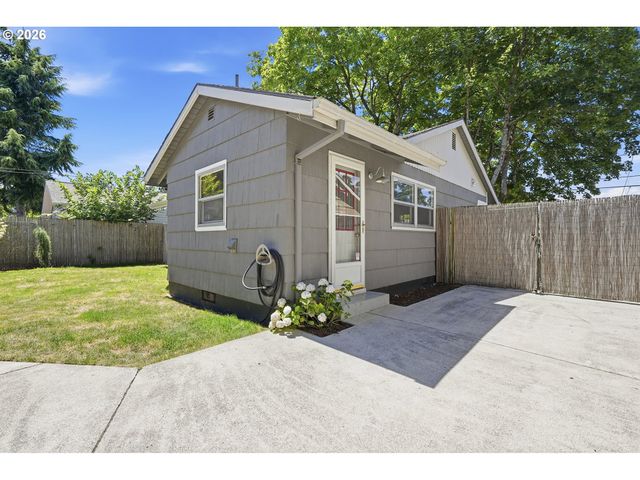 4224 Se 73RD Ave, Portland, OR 97206