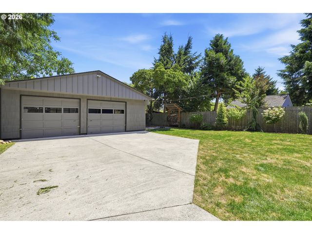 4224 Se 73RD Ave, Portland, OR 97206