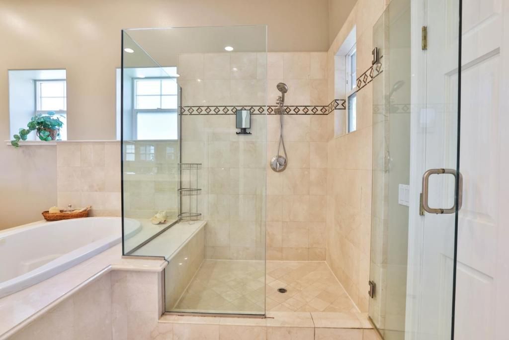 Image 19 of property listing at 100 Heintz Court, Los Gatos, CA 95032