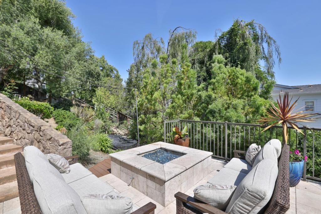 Image 26 of property listing at 100 Heintz Court, Los Gatos, CA 95032