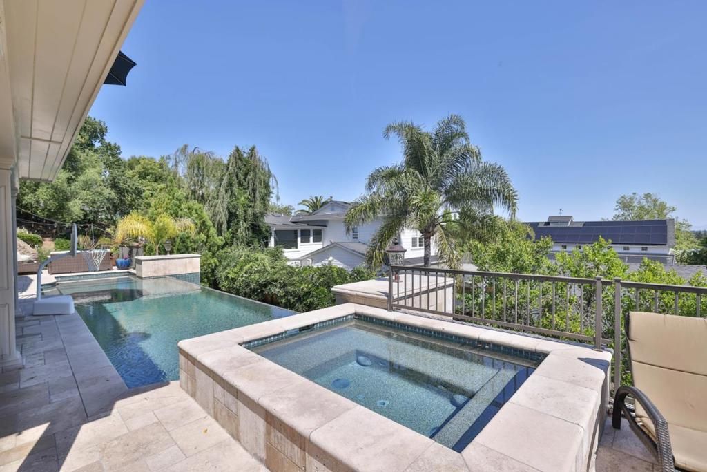 Image 32 of property listing at 100 Heintz Court, Los Gatos, CA 95032