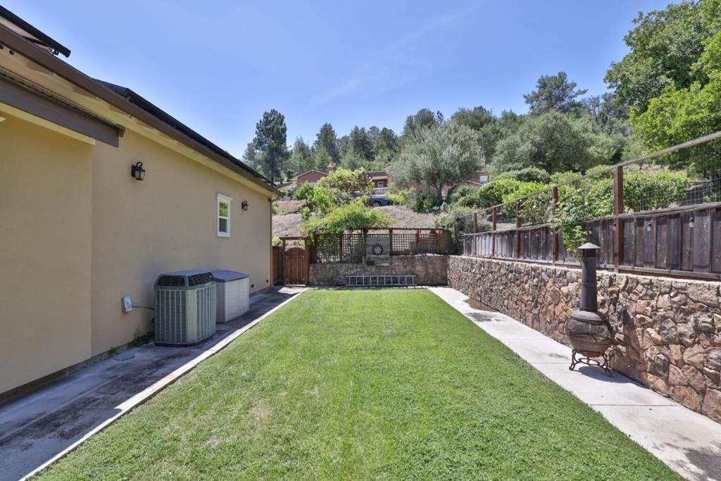 Image 35 of property listing at 100 Heintz Court, Los Gatos, CA 95032