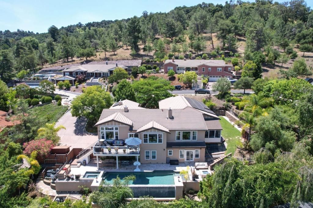 Image 53 of property listing at 100 Heintz Court, Los Gatos, CA 95032