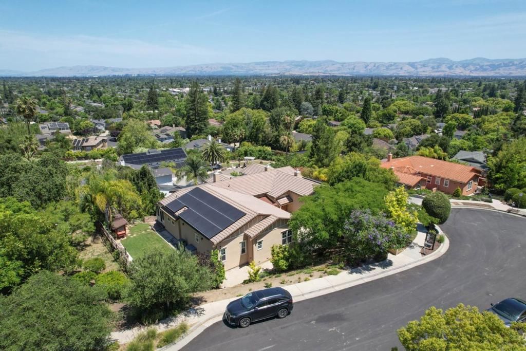 Image 74 of property listing at 100 Heintz Court, Los Gatos, CA 95032