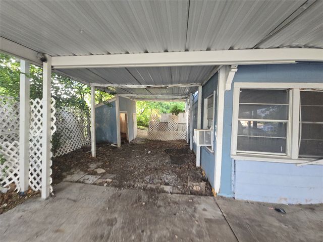 7304 Llano Avenue, Fort Worth, TX 76116