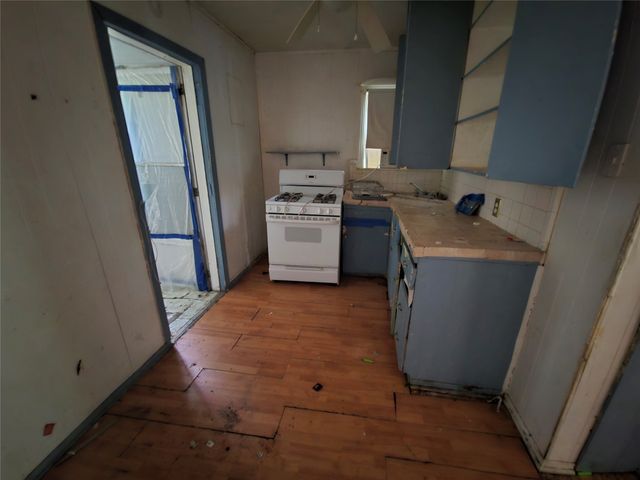 7304 Llano Avenue, Fort Worth, TX 76116