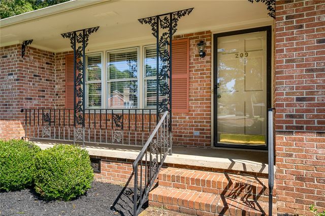 209 Loblolly Drive, Anderson, SC 29625